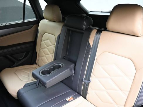 New 2026 Volkswagen Atlas Cross Sport SE AWD/4WD image 20