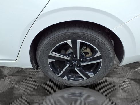 Used 2024 Nissan Sentra SV FWD image 20
