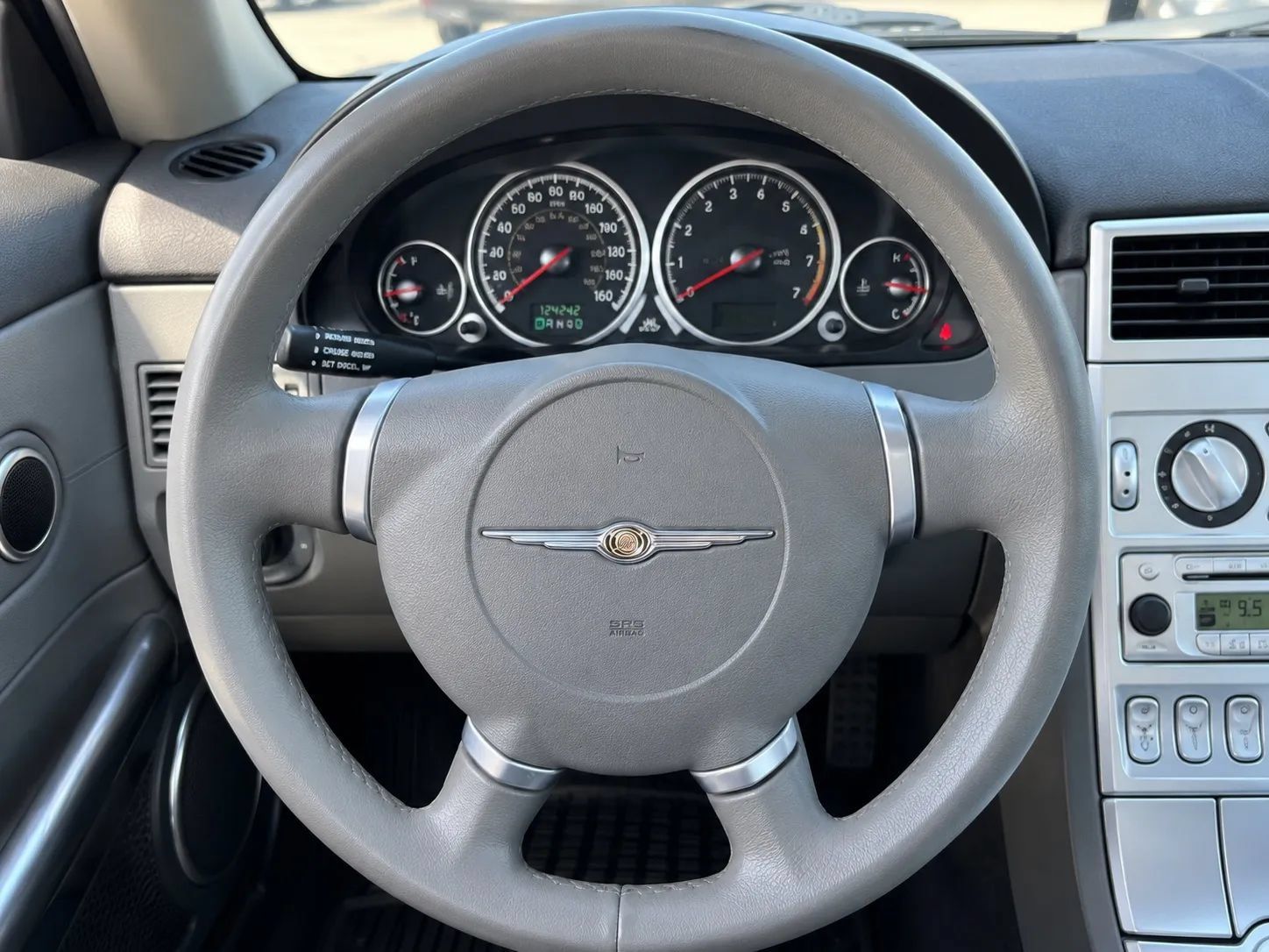 Used 2007 Chrysler Crossfire Limited RWD image 19