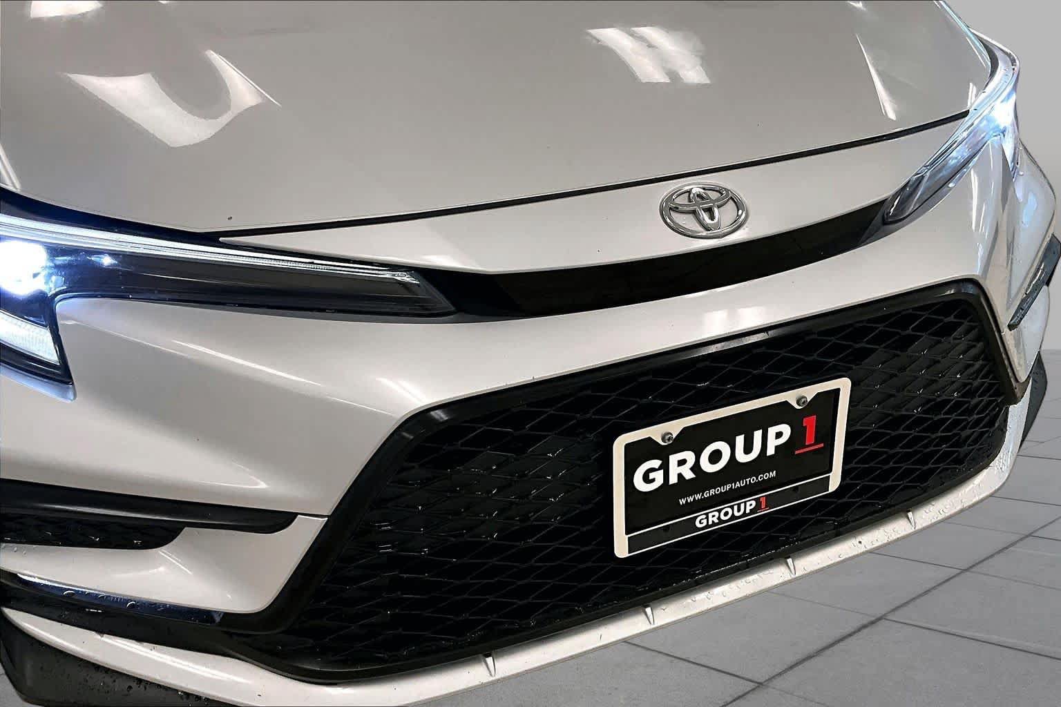 Used 2024 Toyota Corolla SE FWD image 28