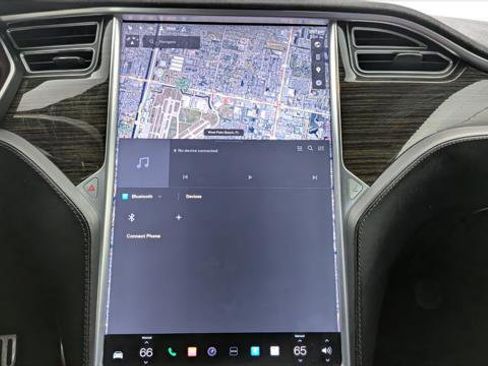 Used 2017 Tesla Model S 90D image 24