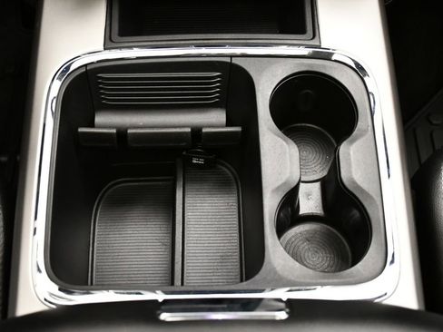 Used 2015 RAM 1500 Laramie w/ Convenience Group image 33