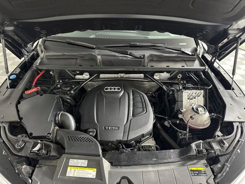 Used 2018 Audi Q5 2.0T Premium image 24