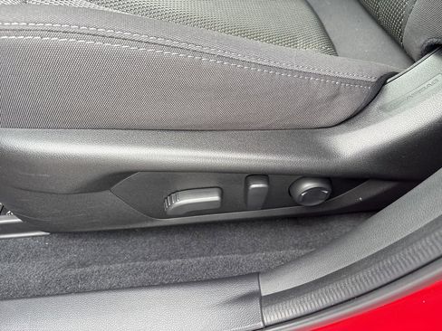 Certified 2024 Subaru Crosstrek 2.0i Premium image 21