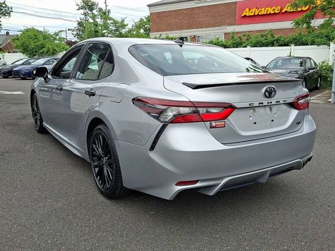 Certified 2021 Toyota Camry SE w/ Convenience Package FWD image 4
