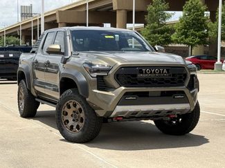 New 2026 Toyota Tacoma 4x4 Double Cab Hybrid video 1