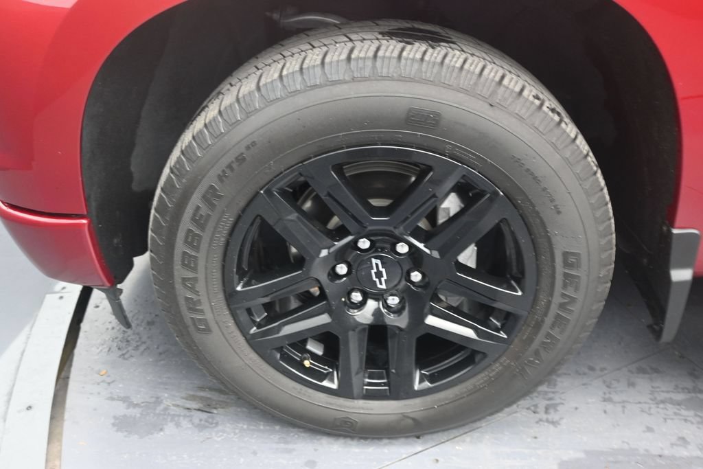 Used 2025 Chevrolet Silverado 1500 RST RWD image 9