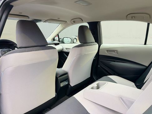 Used 2023 Toyota Corolla LE w/ LE Convenience Package image 6