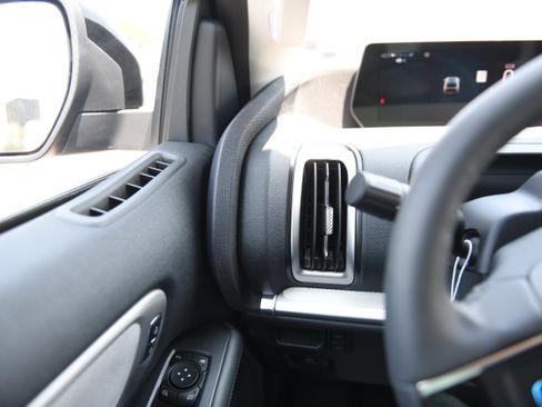 New 2027 Ford Expedition Active RWD image 25