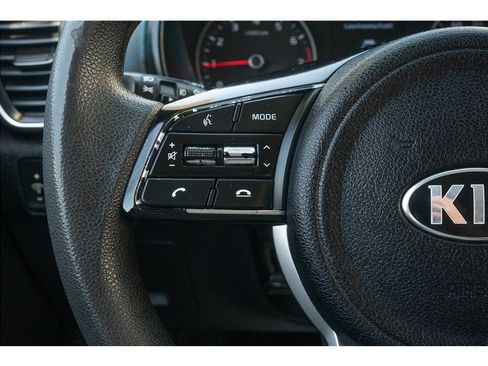 Used 2021 Kia Sportage LX AWD/4WD image 11
