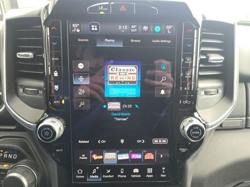 Used 2025 RAM 1500 Big Horn image 20