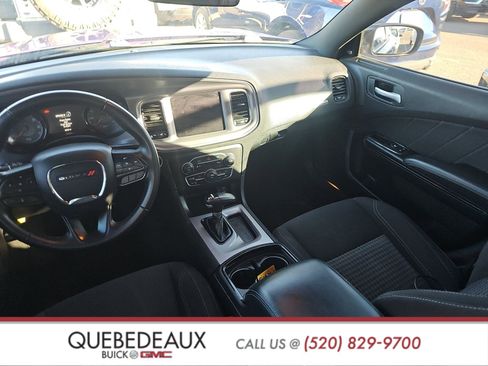 Used 2023 Dodge Charger SXT w/ Blacktop Package image 17