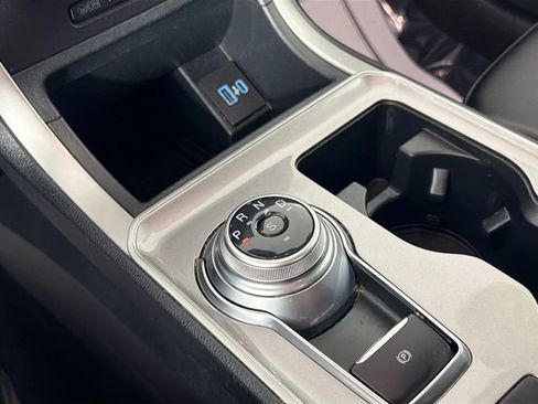 Used 2024 Ford Edge SEL w/ Convenience Package image 16