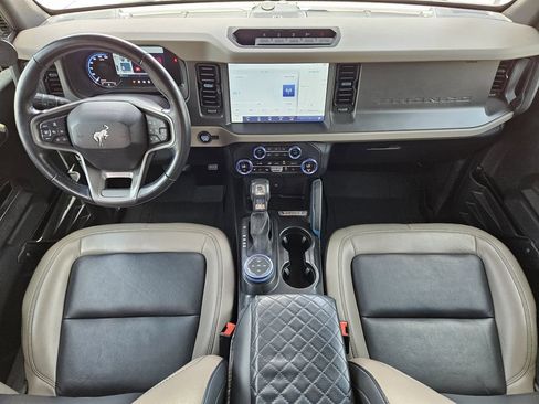 Used 2024 Ford Bronco Wildtrak AWD/4WD image 19