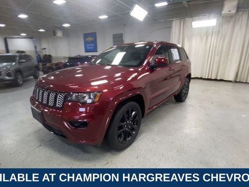 Used 2021 Jeep Grand Cherokee Laredo X AWD/4WD image 5