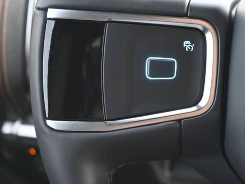 New 2026 Ford Expedition Tremor image 17