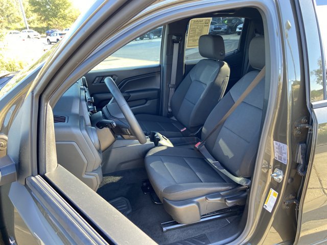 Used 2024 Chevrolet Colorado W/T RWD image 16