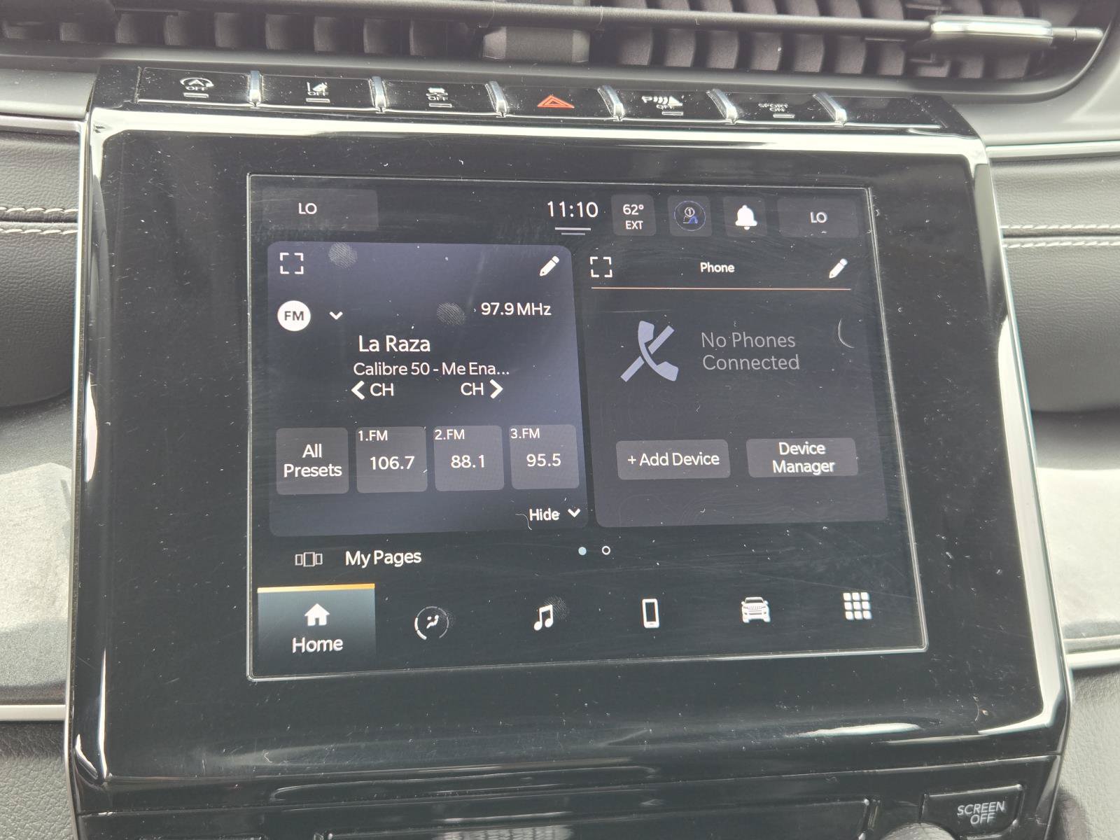 Used 2023 Jeep Grand Cherokee Laredo RWD image 10