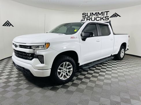 Used 2023 Chevrolet Silverado 1500 RST image 2