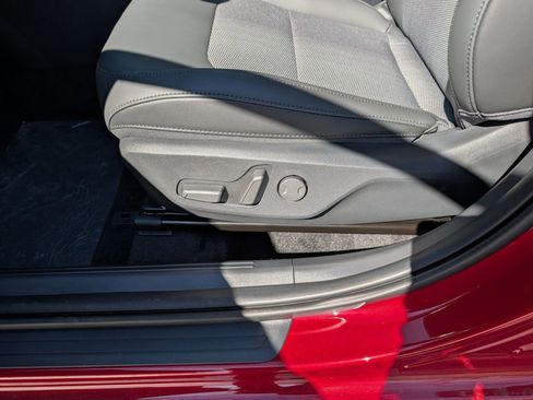 New 2026 Kia Niro EX FWD image 24