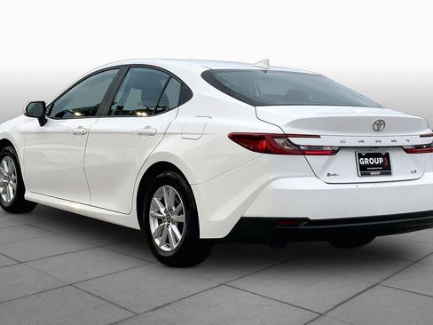 Used 2025 Toyota Camry LE FWD image 11