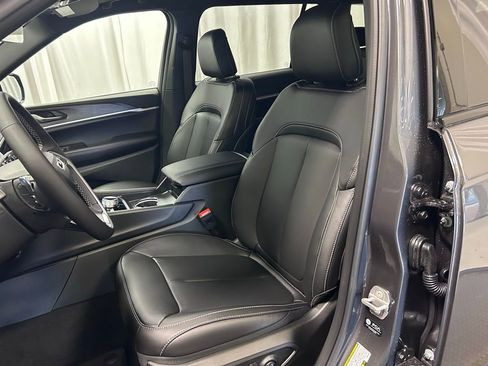 New 2026 Jeep Grand Cherokee L Limited AWD/4WD image 8