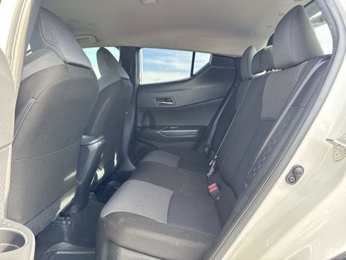 Used 2020 Toyota C-HR LE image 25