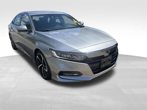 Used 2019 Honda Accord Sport image 8