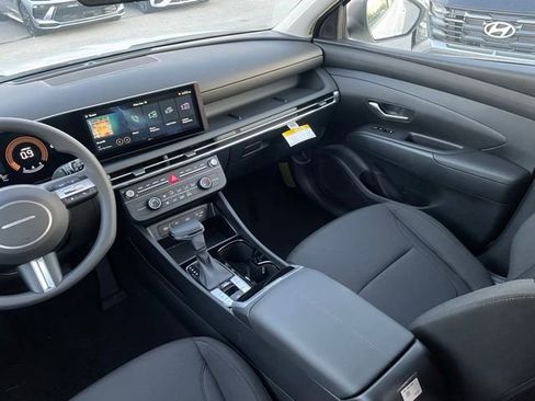 New 2025 Hyundai Tucson SE image 20
