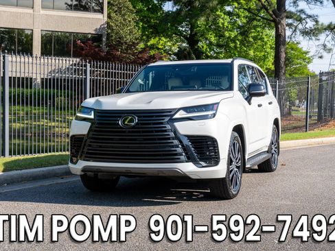 Used 2023 Lexus LX 600 4WD w/ Appearance Package image 2