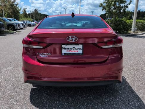 Used 2018 Hyundai Elantra SEL FWD image 5