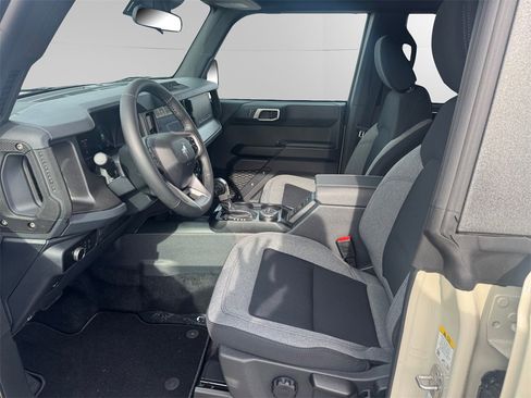 New 2025 Ford Bronco Big Bend image 9