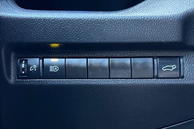 Certified 2024 Toyota RAV4 XSE AWD/4WD image 30