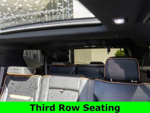 Certified 2024 GMC Yukon AT4 w/ AT4 Premium Package AWD/4WD image 13