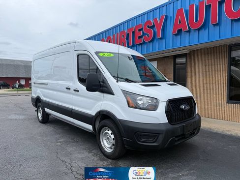 Used 2025 Ford Transit 250 148 Medium Roof w/ Load Area Protection Package RWD image 1