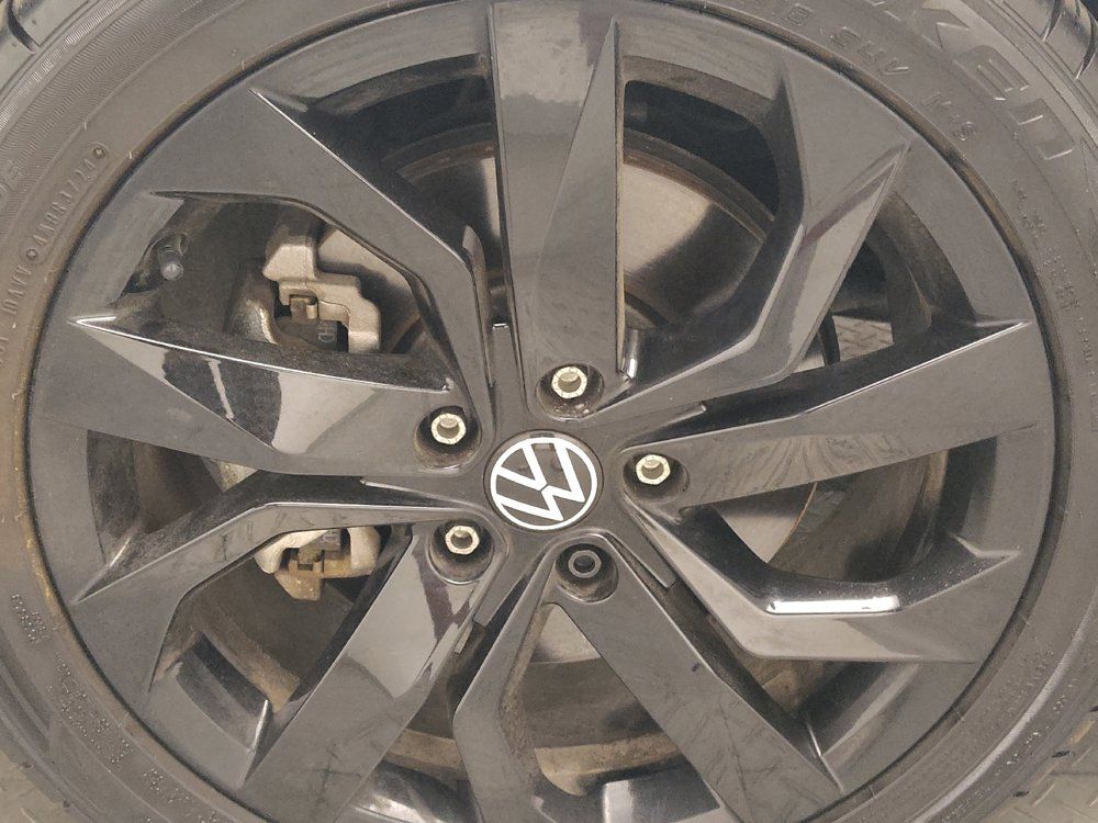 Used 2022 Volkswagen Taos SEL FWD image 31