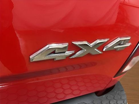 Used 2021 RAM 1500 Classic SLT image 36