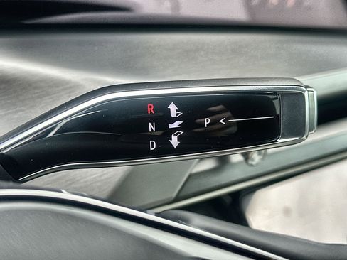 New 2026 Cadillac Vistiq Sport image 65