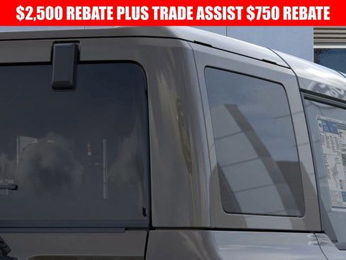 New 2025 Ford Bronco Badlands image 25