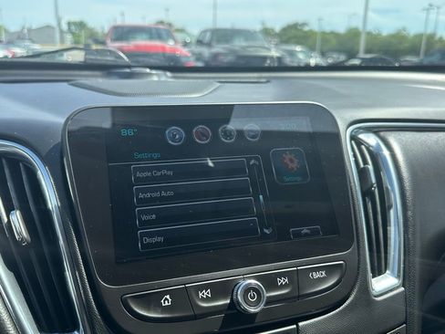 Used 2017 Chevrolet Malibu Premier w/ Driver Confidence Package FWD image 36