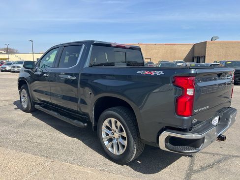 Used 2020 Chevrolet Silverado 1500 LTZ w/ LTZ Plus Package AWD/4WD image 6