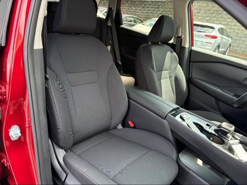 New 2026 Nissan Rogue S image 18