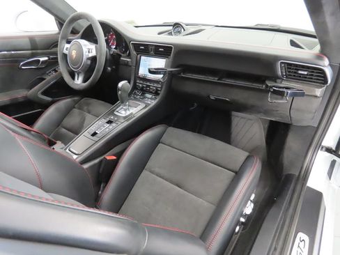 Used 2015 Porsche 911 Carrera GTS RWD image 47