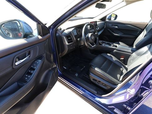 Used 2023 Nissan Rogue SV w/ SV Premium B Package AWD/4WD image 12