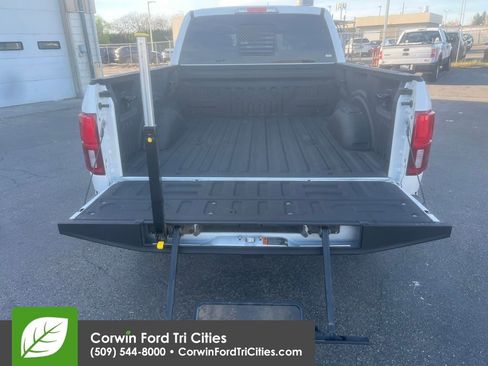 Used 2020 Ford F150 Lariat w/ Equipment Group 502A Luxury image 14