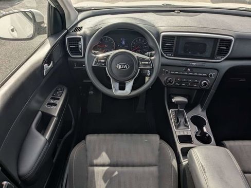 Used 2020 Kia Sportage LX FWD image 15