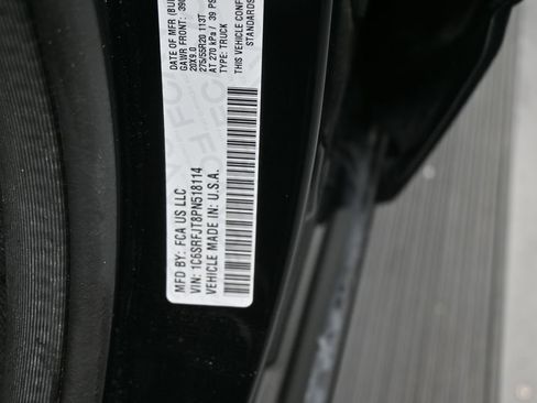 Used 2023 RAM 1500 Laramie AWD/4WD image 18