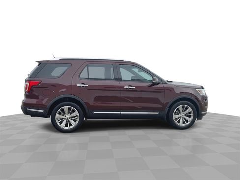 Used 2018 Ford Explorer Limited w/ Equipment Group 301A image 9