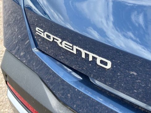 New 2026 Kia Sorento S image 10