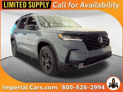 Used 2025 Honda Pilot TrailSport